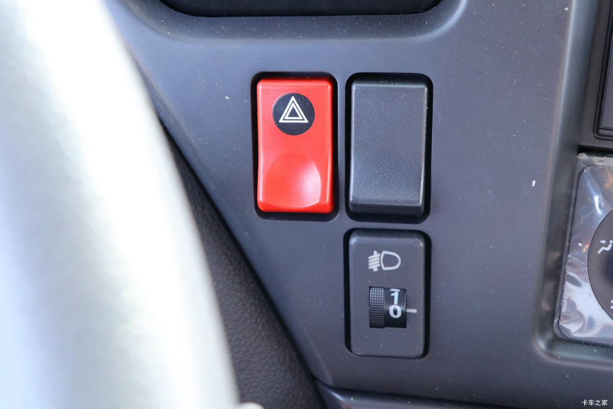 �������ó� ����VL�ؿ� 400���� 6X4ǣ����(����)(DFH4250A13)��ʻ��                                               