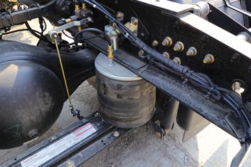 �������ó� ����VL�ؿ� 400���� 4X2ǣ����(����)ͼƬ