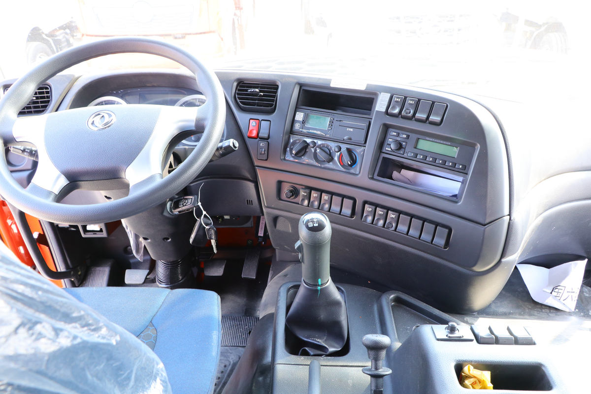 �������ó� ����VL�ؿ� 400���� 6X4ǣ����(����)(DFH4250A13)��ʻ��                                               