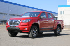 航天凌河 启航星 2020款 精英版 2.5T柴油 150马力 两驱 短轴双排皮卡