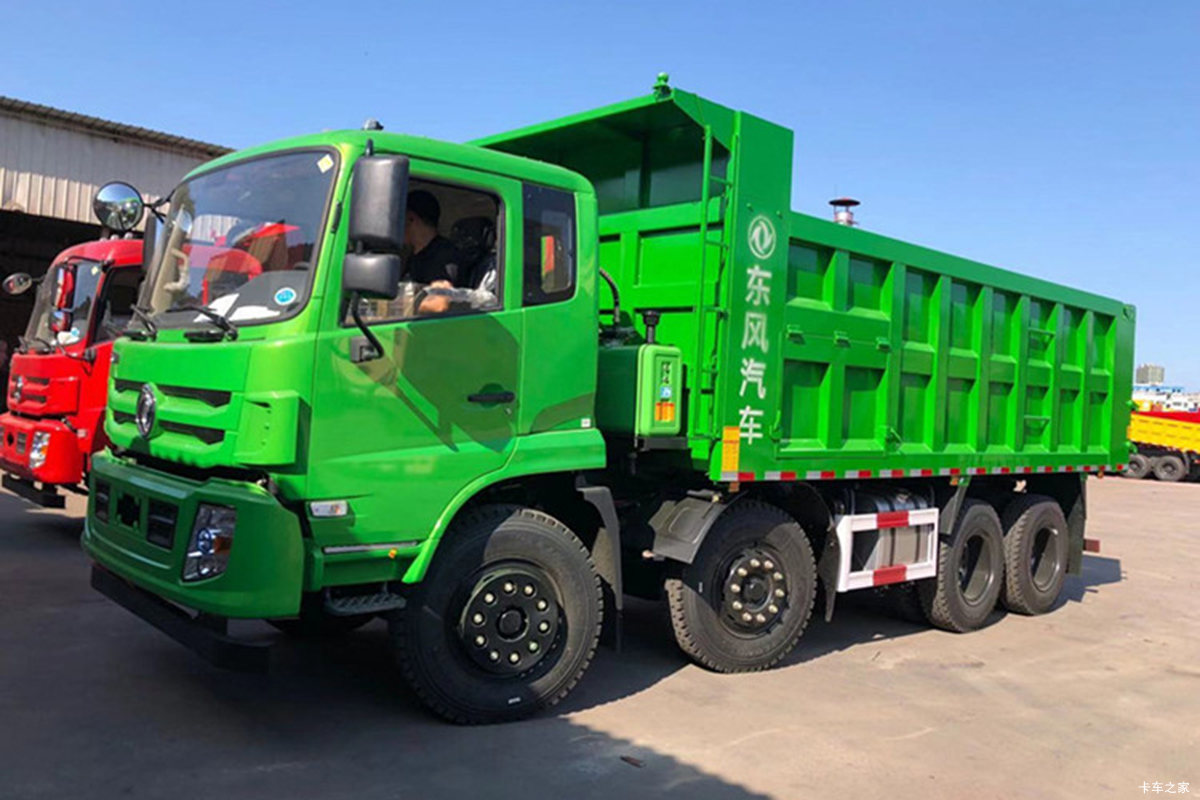 绪 T5  300 8X4 6ж(EQ3318GFV4)                                                