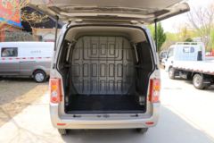 长安跨越 V3 2018款 88马力 5座 1.2L 封闭货车(车长3.995米)