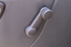 长安跨越 V3 2018款 88马力 5座 1.2L 封闭货车(车长3.995米)