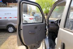 长安跨越 V3 2018款 88马力 5座 1.2L 封闭货车(车长3.995米)