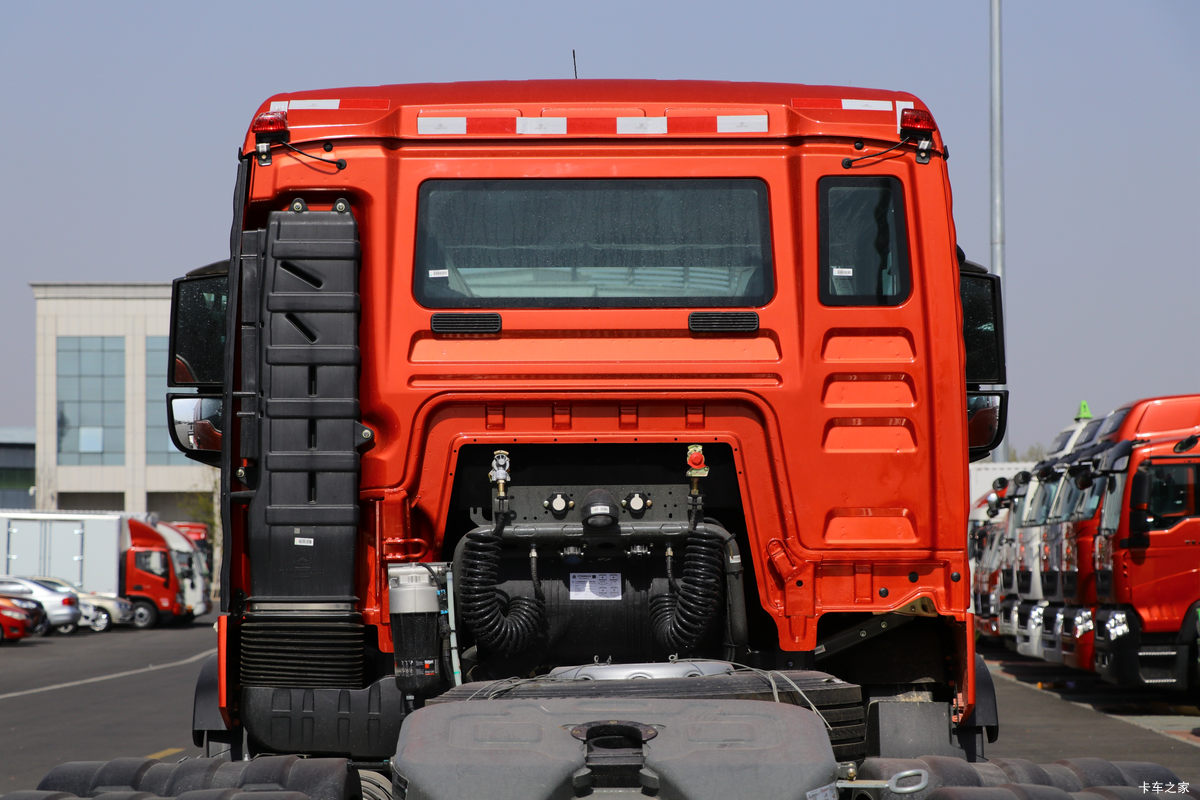 �й����� HOWO TX�ؿ� 440���� 6X4 ǣ����(����)���                                                