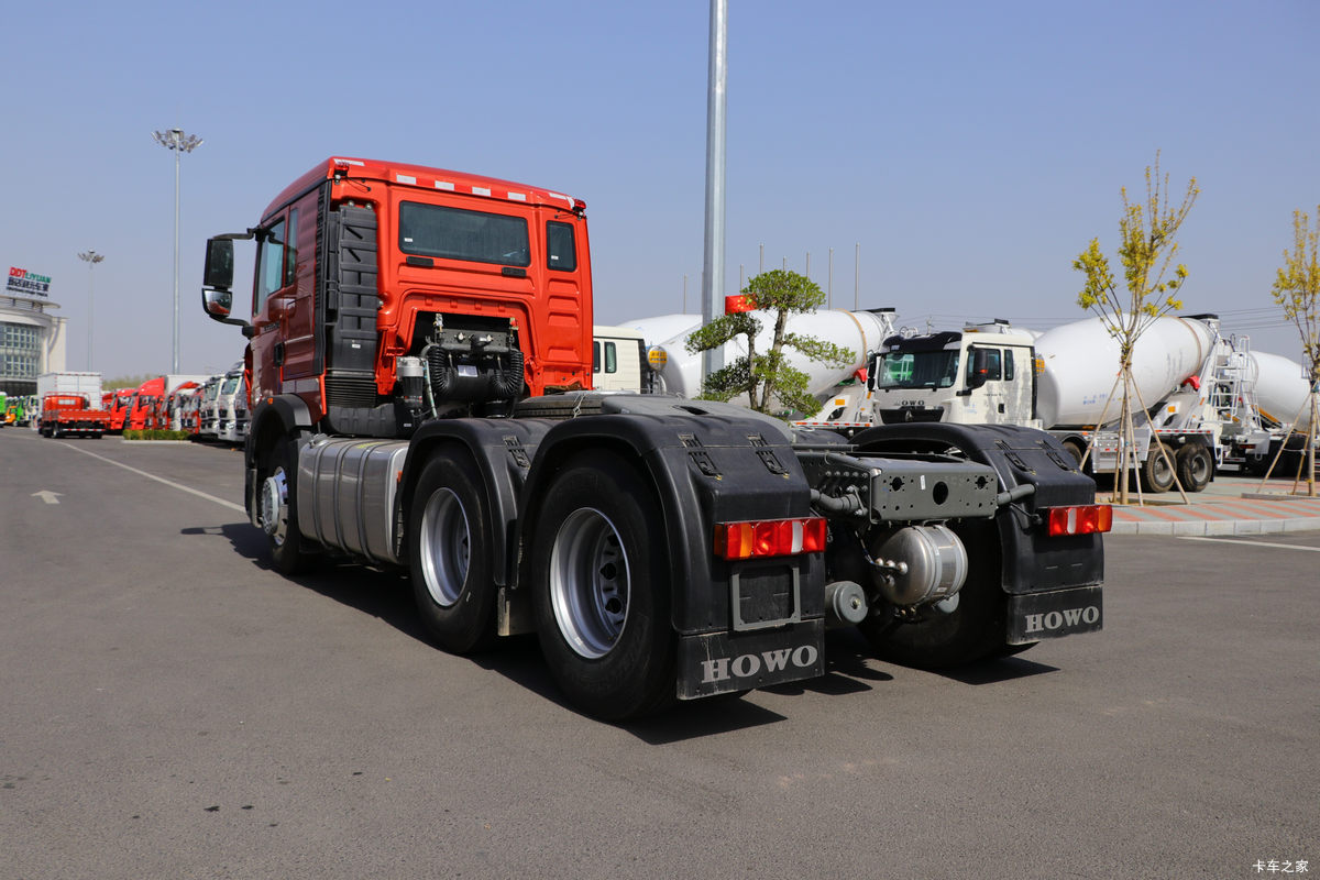 �й����� HOWO TX�ؿ� 440���� 6X4 ǣ����(����)���                                                
