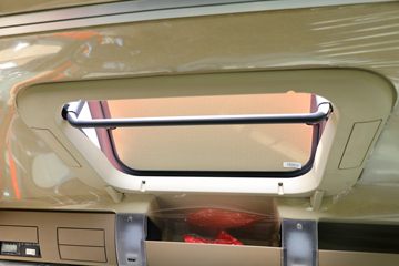 �й����� HOWO TX�ؿ� 440���� 6X4 ǣ����(����)(ZZ4257V324GF1)ͼƬ