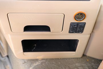 �й����� HOWO TX�ؿ� 440���� 6X4 ǣ����(����)(ZZ4257V324GF1)ͼƬ