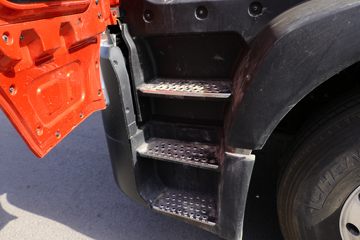 �й����� HOWO TX�ؿ� 440���� 6X4 ǣ����(����)(ZZ4257V324GF1)ͼƬ