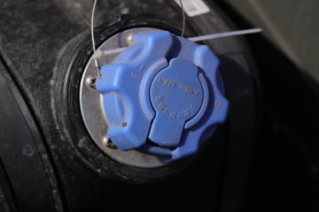 �й����� HOWO TX�ؿ� 440���� 6X4 ǣ����(����)(ZZ4257V324GF1)ͼƬ