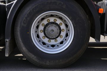 �й����� HOWO TX�ؿ� 440���� 6X4 ǣ����(����)(ZZ4257V324GF1)ͼƬ