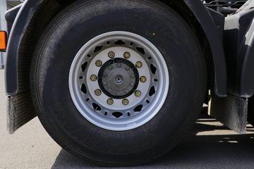 �й����� HOWO TX�ؿ� 440���� 6X4 ǣ����(����)(ZZ4257V324GF1)ͼƬ