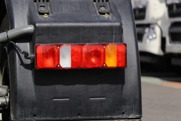 �й����� HOWO TX�ؿ� 440���� 6X4 ǣ����(����)(ZZ4257V324GF1)ͼƬ