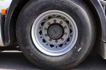 �й����� HOWO TX�ؿ� 440���� 6X4 ǣ����(����)(ZZ4257V324GF1)ͼƬ