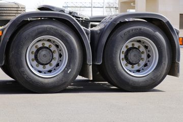 �й����� HOWO TX�ؿ� 440���� 6X4 ǣ����(����)(ZZ4257V324GF1)ͼƬ