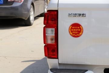 ���� �翥7 2019�� ��ֵ�� 2.0T���� 170���� ����С˫Ƥ��ͼƬ