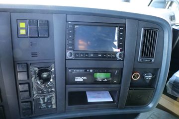 �й����� HOWO T7H�ؿ� 440���� 6X4Σ��Ʒǣ����(����)(Һ��)(ZZ4257V324HF1W)ͼƬ