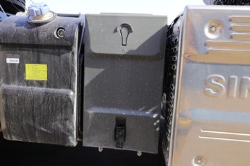 �й����� HOWO T7H�ؿ� 440���� 6X4Σ��Ʒǣ����(����)(Һ��)(ZZ4257V324HF1W)ͼƬ