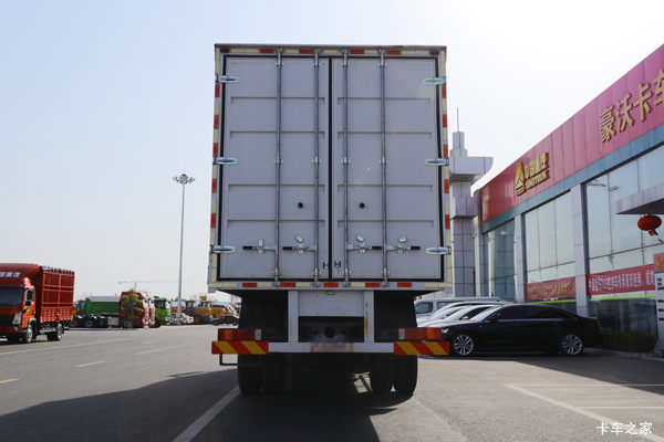 优惠1万 上海HOWO T5G载货车火热促销中