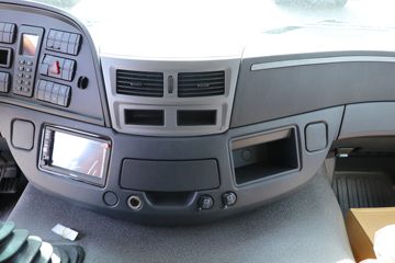 ���� ŷ��EST ������ 470���� 6X4 ǣ����(����)ͼƬ