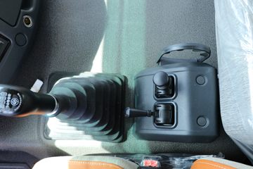 ���� ŷ��EST ������ 470���� 6X4 ǣ����(����)ͼƬ