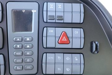 ���� ŷ��EST ������ 470���� 6X4 ǣ����(����)ͼƬ