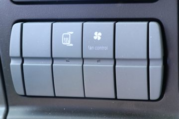 ���� ŷ��EST ������ 470���� 6X4 ǣ����(����)ͼƬ