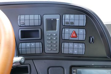 ���� ŷ��EST ������ 470���� 6X4 ǣ����(����)ͼƬ