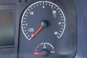 ���� ŷ��EST ������ 470���� 6X4 ǣ����(����)ͼƬ