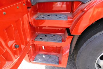 ���� ŷ��EST ������ 470���� 6X4 ǣ����(����)ͼƬ