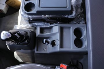 ���� �����A6LII�п� 220���� 4X2 6.8����ʽ�ػ���(����)(HFC5161XXYP3K2A5)ͼƬ