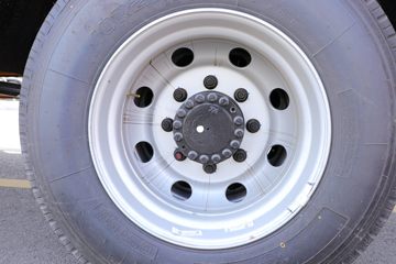 ���� �����A6LII�п� 220���� 4X2 6.8����ʽ�ػ���(����)(HFC5161XXYP3K2A5)ͼƬ