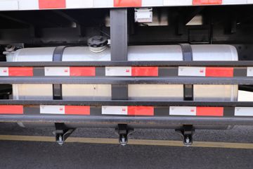 ���� �����A6LII�п� 220���� 4X2 6.8����ʽ�ػ���(����)(HFC5161XXYP3K2A5)ͼƬ