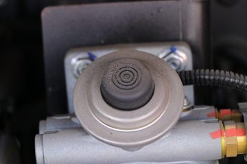 ���� �����A6LII�п� 220���� 4X2 6.8����ʽ�ػ���(����)(HFC5161XXYP3K2A5)ͼƬ