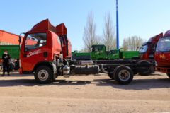 解放 J6F 130马力 4.16米单排厢式轻卡(国六)(CA5040XXYP40K56L2E6A84)