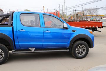 ���� ��½��E5 2018�� ������ 2.4L���� 136���� ���� ����˫��Ƥ��ͼƬ