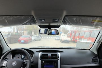 ���� ��½��E5 2018�� ������ 2.4L���� 136���� ���� ����˫��Ƥ��ͼƬ