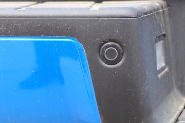 ���� ��½��E5 2018�� ������ 2.4L���� 136���� ���� ����˫��Ƥ��ͼƬ