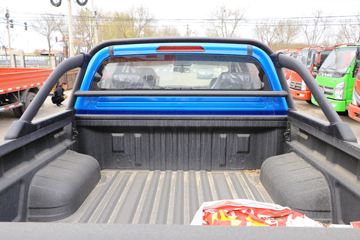 ���� ��½��E5 2018�� ������ 2.4L���� 136���� ���� ����˫��Ƥ��ͼƬ