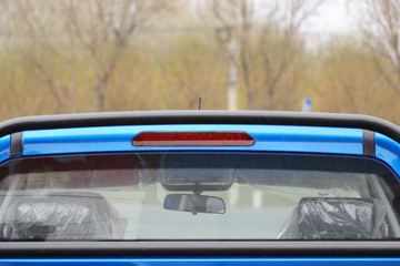 ���� ��½��E5 2018�� ������ 2.4L���� 136���� ���� ����˫��Ƥ��ͼƬ