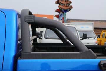 ���� ��½��E5 2018�� ������ 2.4L���� 136���� ���� ����˫��Ƥ��ͼƬ