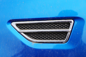 ���� ��½��E5 2018�� ������ 2.4L���� 136���� ���� ����˫��Ƥ��ͼƬ