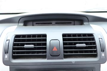 ���� ��½��E5 2018�� ������ 2.4L���� 136���� ���� ����˫��Ƥ��ͼƬ