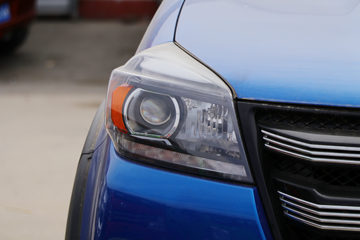 ���� ��½��E5 2018�� ������ 2.4L���� 136���� ���� ����˫��Ƥ��ͼƬ