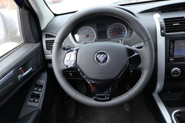 ���� ��½��E5 2018�� ������ 2.4L���� 136���� ���� ����˫��Ƥ��ͼƬ