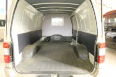 厦门金龙 金威 2019款 110马力 2-5座 2.0L汽油厢货封闭货车(国五)