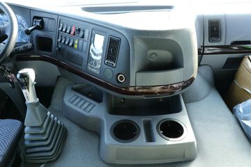 �й����� HOWO�ؿ� 400���� 6X4 5.6����ж��(����)(ZZ3257V3847F1)ͼƬ