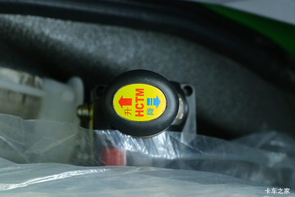 �й����� HOWO�ؿ� 440���� 6X4 6.8����ж��(ZZ