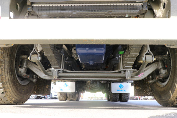 �й����� HOWO�ؿ� 400���� 6X4 5.6����ж��(����