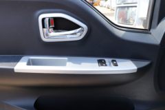 东风途逸 T5 1.5L 113马力 4.05米单排厢式小卡(国六)(EQ5031XXY16QEAC)